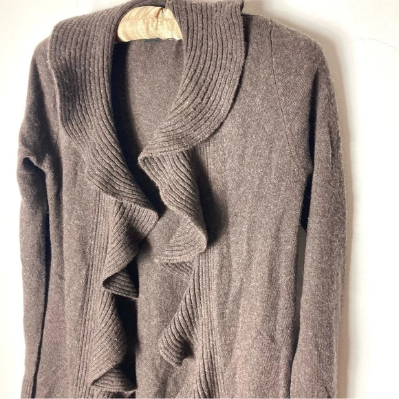 C by Bloomingdale’s Wool Cashmere Cardigan Ruffled XS - Picture 2 of 6